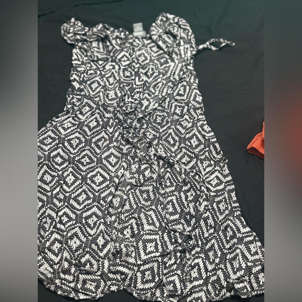 Angie Black and Cream Textured Dress